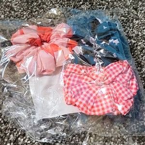NEW To The Market Set of 3 Scrunchies